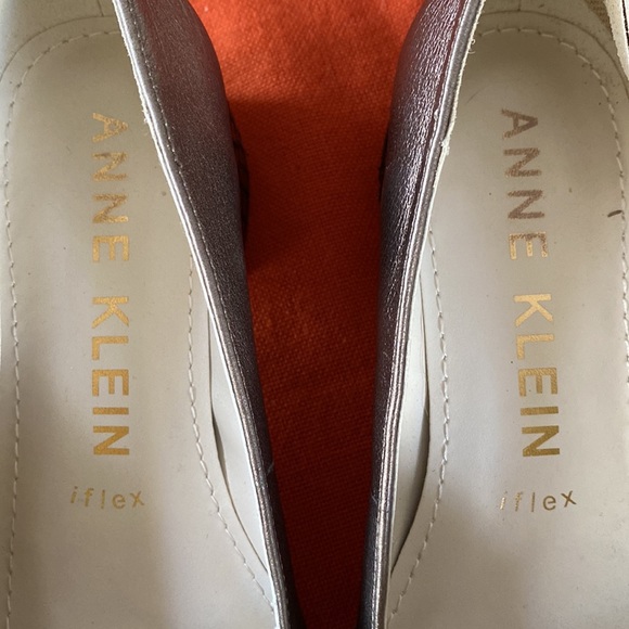 Anne Klein metallic taupe leather 1.5” heels. Worn once. EUC. - Picture 9 of 10